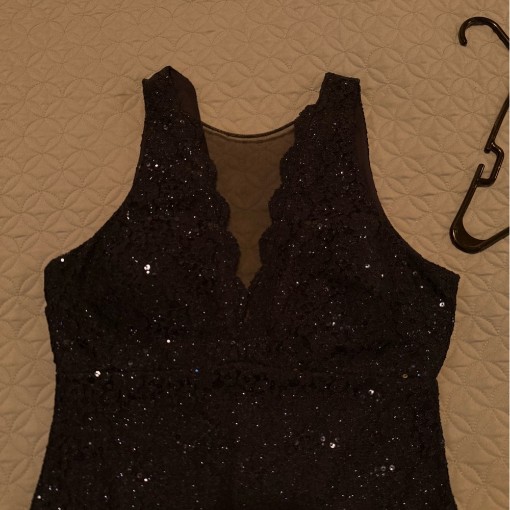 Elegant Black Lace Sleepwear